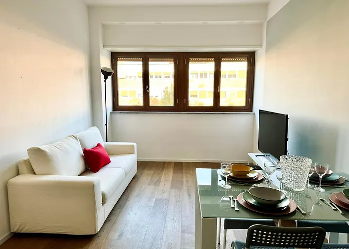 The Twenty - Villaggio Olimpico Apartament